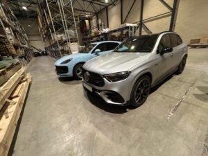 Airfreight of vehicles